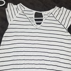 Maurices size small top